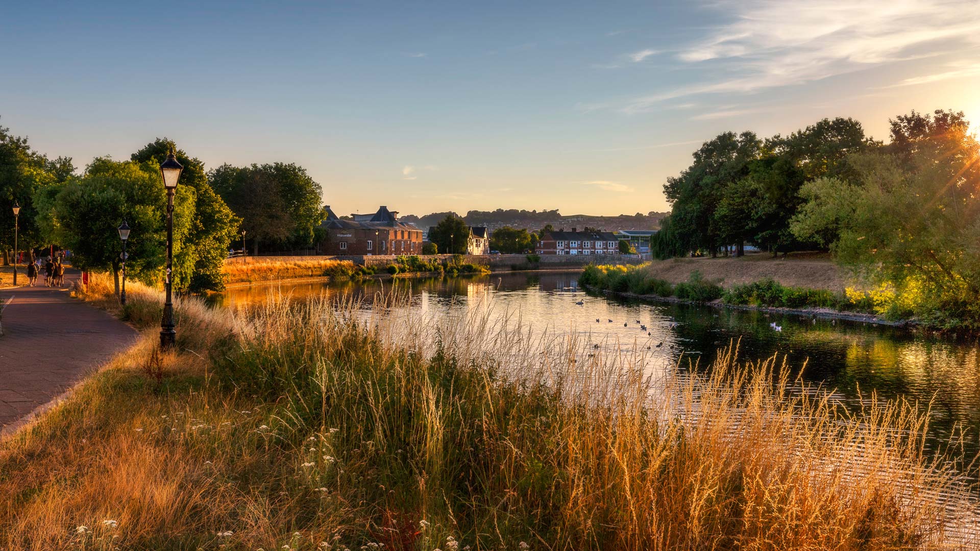 Community resilience along the River Exe - What role can the arts play? 